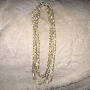 Pearl layer necklace